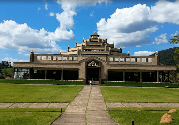 08/08 – TEMPLO KADAMPA / MOSTEIRO DE SÃO BENTO / MEMORIAL ADÉLIO SARRO